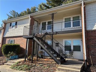 208 Northpoint Avenue K, High Point, NC 27262