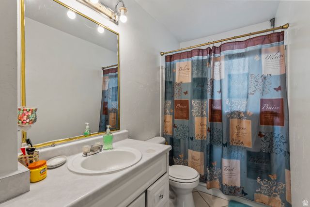 4733 W ROUNDTABLE RD, West Valley City, UT 84120