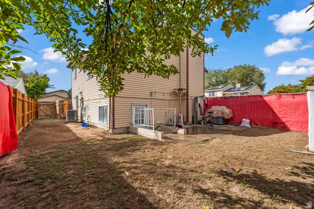 4733 W ROUNDTABLE RD, West Valley City, UT 84120