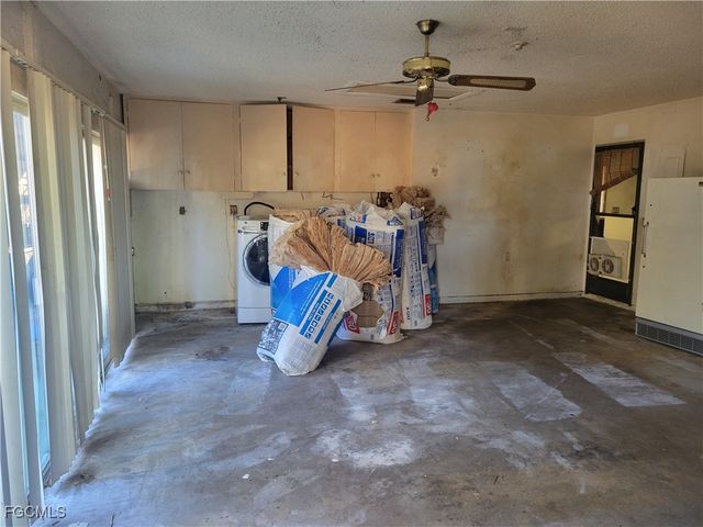 140 Fairview AVE, Fort Myers, FL 33905