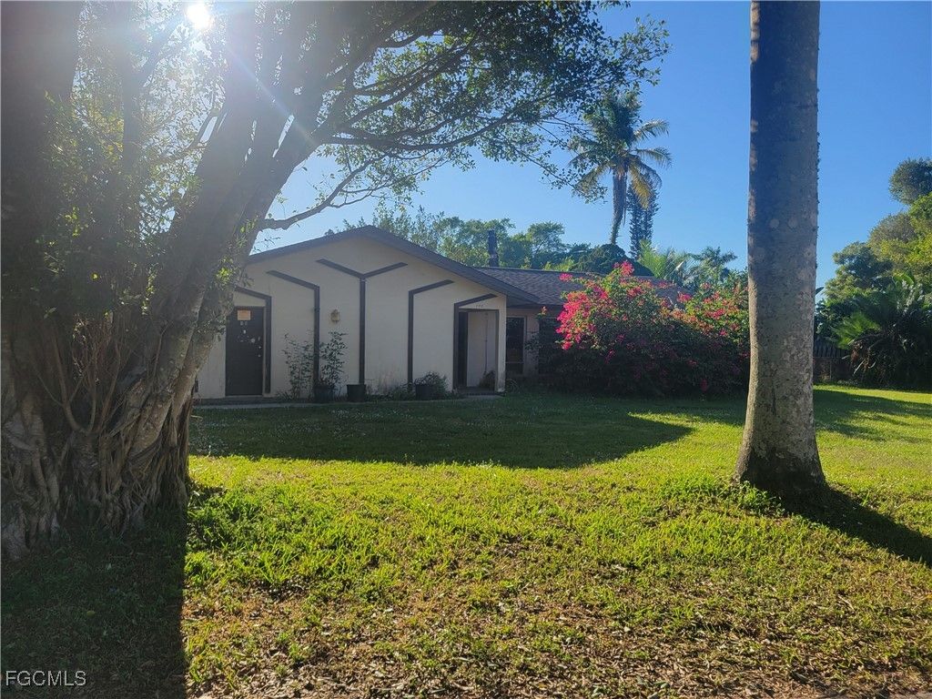 140 Fairview AVE, Fort Myers, FL 33905