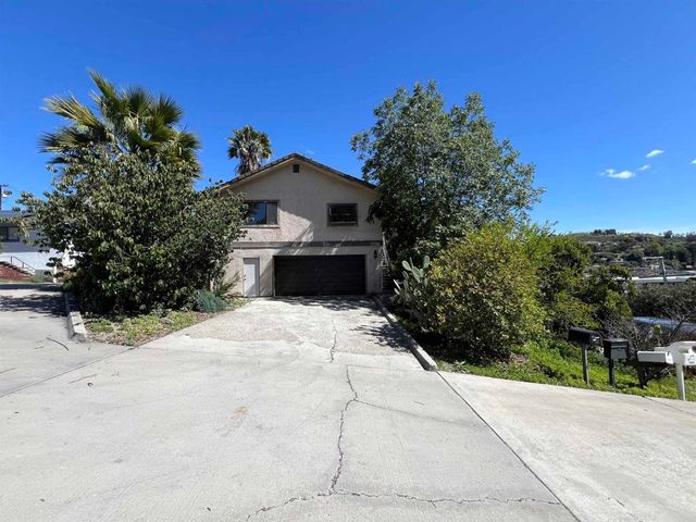 8438 Fanita Drive, Santee, CA 92071