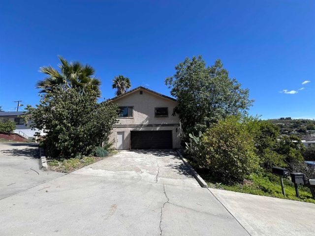 8438 Fanita Drive, Santee, CA 92071