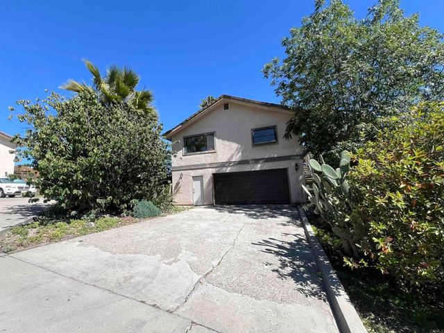 8438 Fanita Drive, Santee, CA 92071