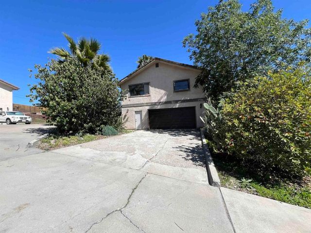 8438 Fanita Drive, Santee, CA 92071