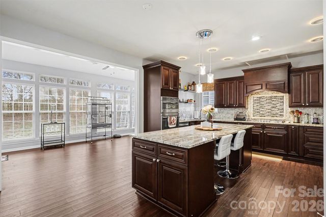 15548 Donnington Drive, Charlotte, NC 28277