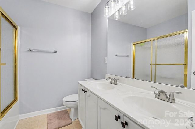 15548 Donnington Drive, Charlotte, NC 28277