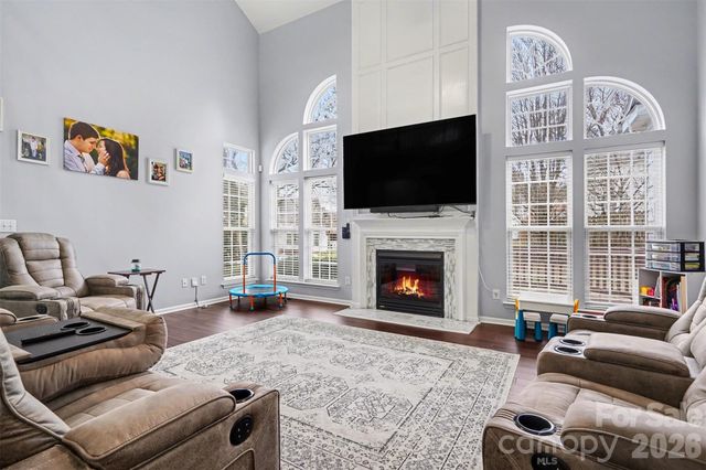 15548 Donnington Drive, Charlotte, NC 28277