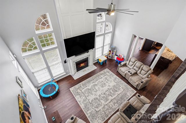 15548 Donnington Drive, Charlotte, NC 28277