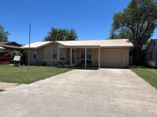3010 NE 25TH Avenue, Amarillo, TX 79107