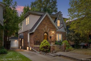 2410 Yale Avenue, Royal Oak, MI 48067