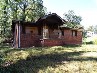 560 Mountain Road, Hendersonville, NC 28791