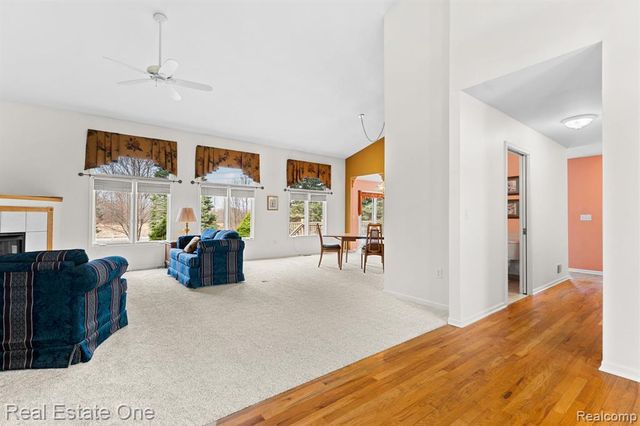 9305 Rotondo Drive, Howell, MI 48855