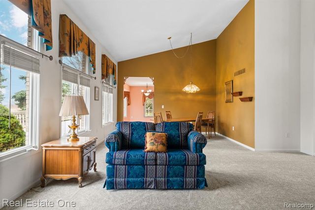 9305 Rotondo Drive, Howell, MI 48855