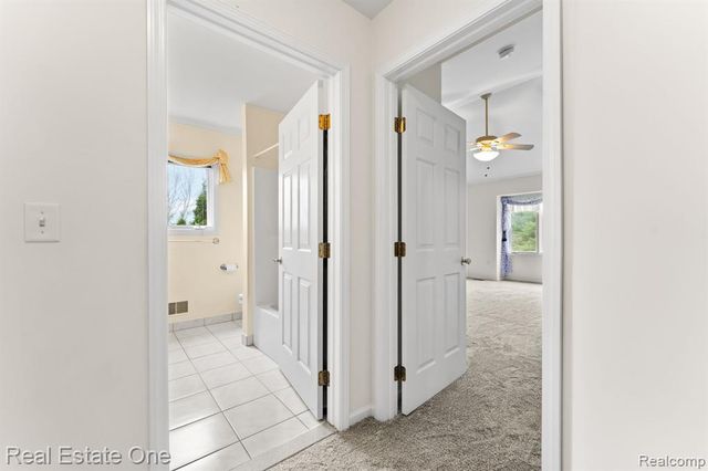 9305 Rotondo Drive, Howell, MI 48855