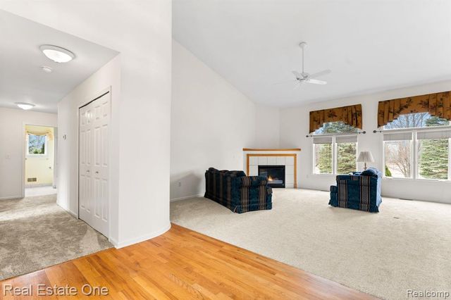 9305 Rotondo Drive, Howell, MI 48855