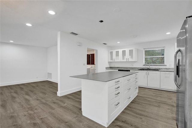 5981 NE 22ND Way, Fort Lauderdale, FL 33308
