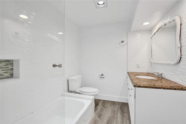 5981 NE 22ND Way, Fort Lauderdale, FL 33308