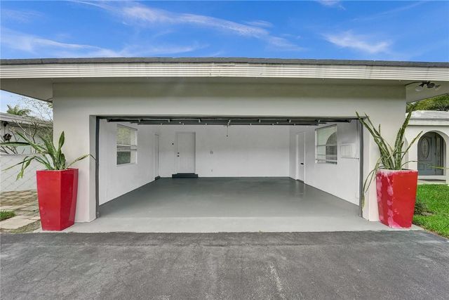 5981 NE 22ND Way, Fort Lauderdale, FL 33308
