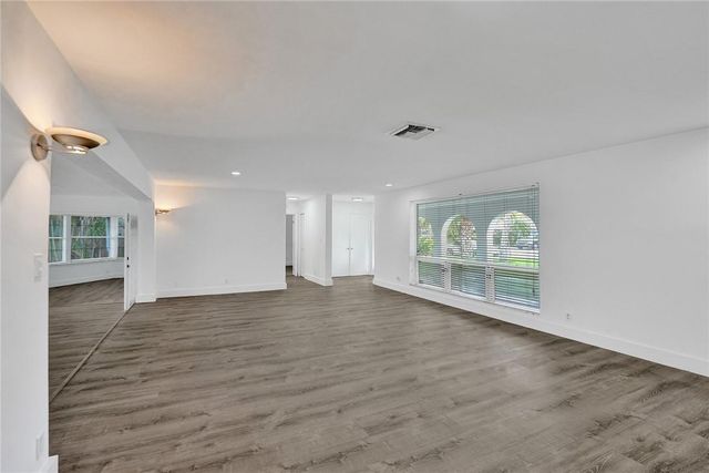 5981 NE 22ND Way, Fort Lauderdale, FL 33308