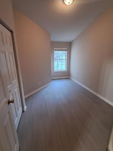 9759 Lago Drive, Boynton Beach, FL 33472