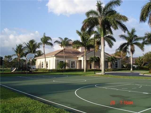 9759 Lago Drive, Boynton Beach, FL 33472