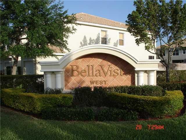 9759 Lago Drive, Boynton Beach, FL 33472