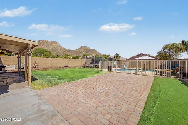 6421 W LARIAT Lane, Phoenix, AZ 85083
