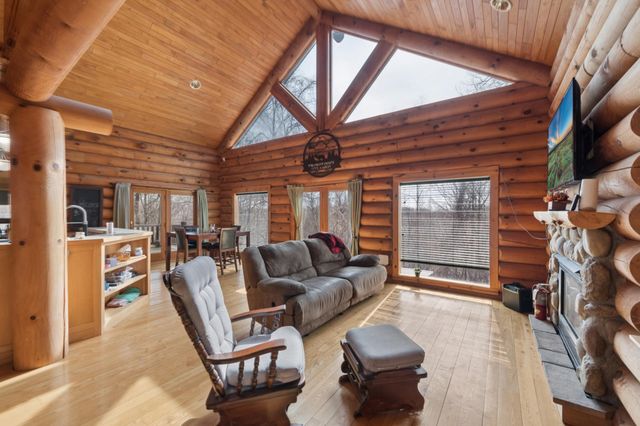 42615 Daisy Avenue, Harris, MN 55032