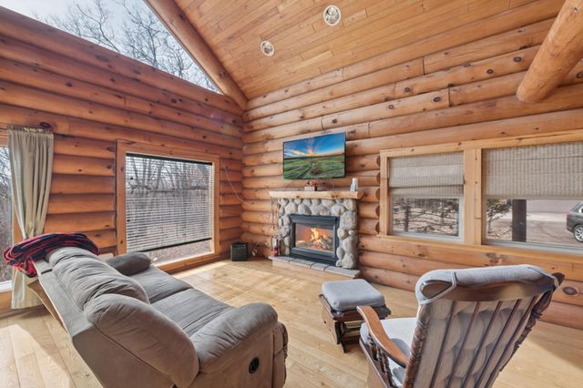 42615 Daisy Avenue, Harris, MN 55032