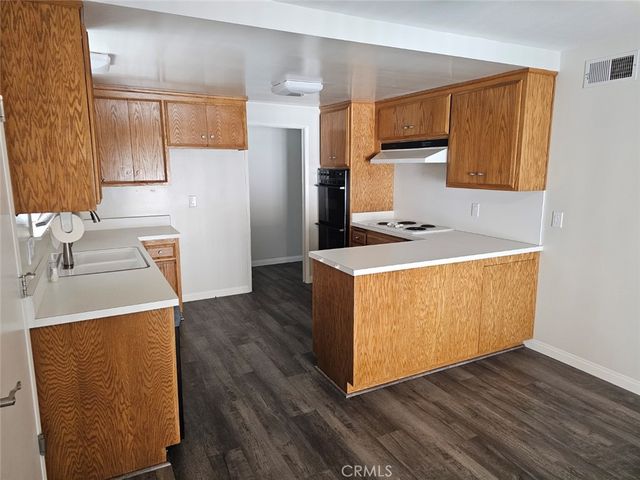 797 La Grange, Newbury Park, CA 91320