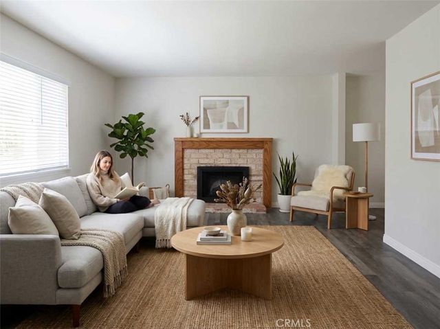 797 La Grange, Newbury Park, CA 91320