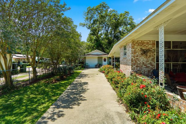 1729 Old Whitesville Road, Moncks Corner, SC 29461