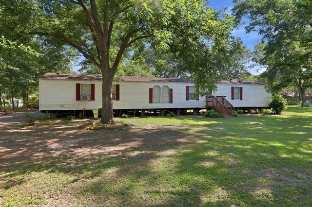 1729 Old Whitesville Road, Moncks Corner, SC 29461