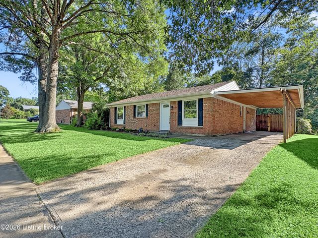 5214 Windy Willow Dr, Louisville, KY 40241