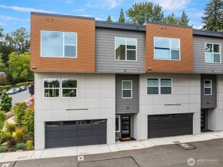 6712 NE 185th Street #1, Kenmore, WA 98028