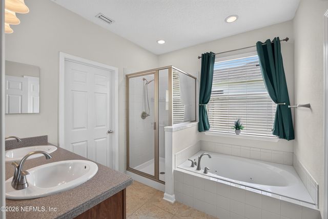 3195 TREESIDE Lane, Green Cove Springs, FL 32043