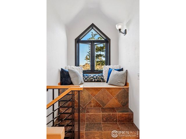 98 Rim Rd, Boulder, CO 80302