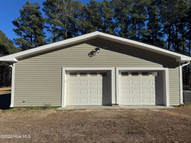 1853 Southwood Road, Kinston, NC 28501