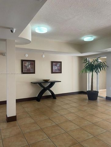 11060 SW 196th St 601, Cutler Bay, FL 33157