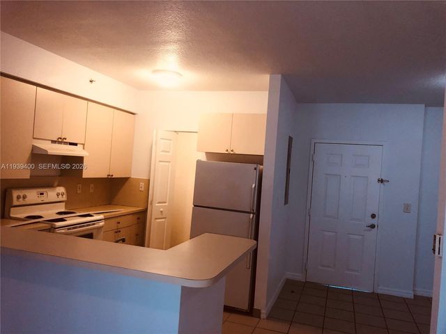 11060 SW 196th St 601, Cutler Bay, FL 33157