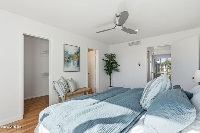 1012 E OSBORN Road E, Phoenix, AZ 85014