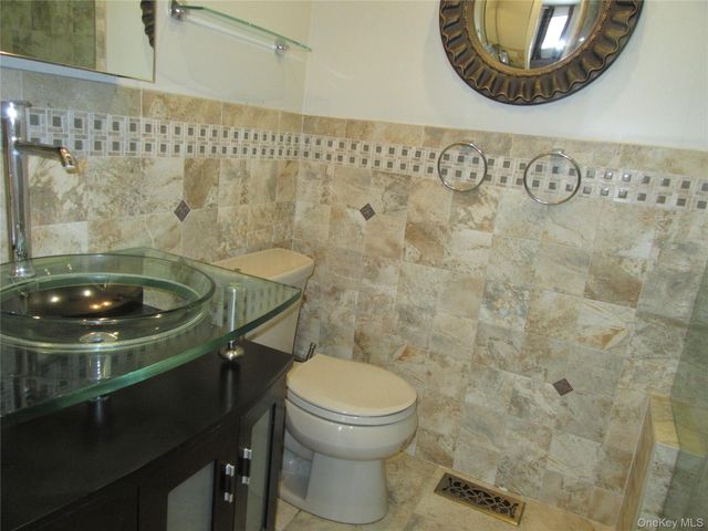 10 Goldsmith Court, Washingtonville, NY 10992