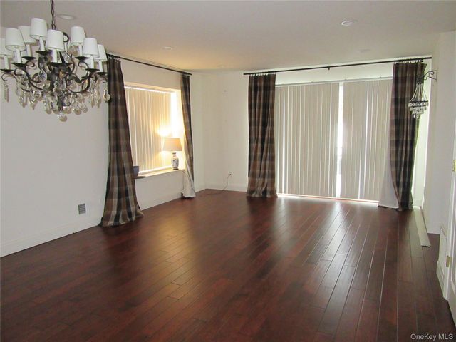 10 Goldsmith Court, Washingtonville, NY 10992