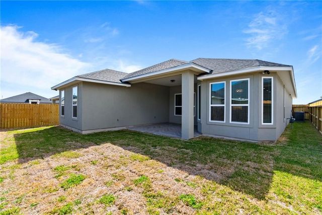 7718 Nadia Dr, Corpus Christi, TX 78414