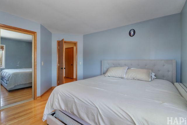 10979 Ernest Drive, Marengo, IL 60152