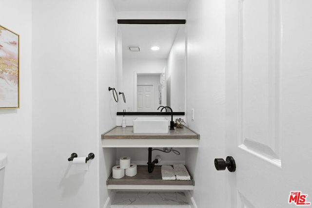 4370 Park Monte Nord, Calabasas, CA 91302