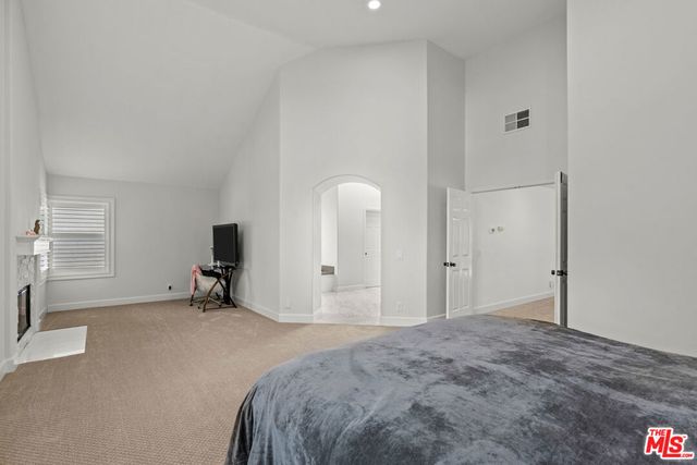 4370 Park Monte Nord, Calabasas, CA 91302