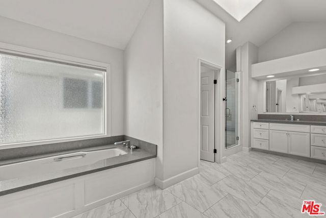 4370 Park Monte Nord, Calabasas, CA 91302