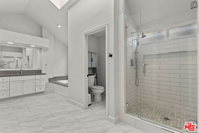 4370 Park Monte Nord, Calabasas, CA 91302